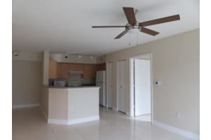 1103 Villa Circle, Boynton Beach
