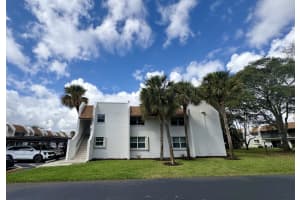 2915 Sw 22nd Avenue 201, Delray Beach