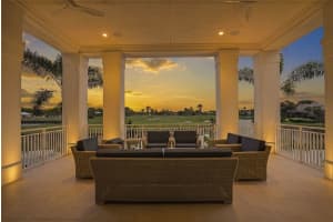 5172 Se Club Way 207, Stuart