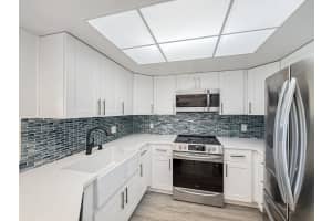 4155 N Haverhill Road 1420, West Palm Beach