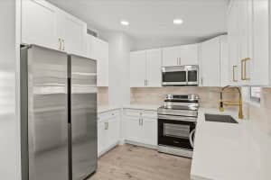 555 Se Airoso Boulevard, Port St. Lucie, Fl 34983, Port Saint Lucie