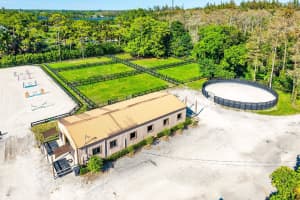 6149 Park Lane E (barn), Lake Worth 6149 Park Lane E (barn), Lake Worth