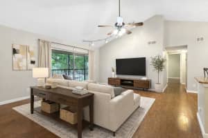 3083 N Oakland Forest Drive 306, Oakland Park