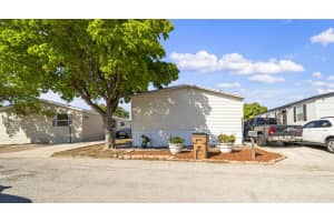 4905 Ne 2nd Way, Pompano Beach