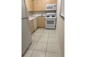 2080 Ne 167th Street 9, North Miami Beach