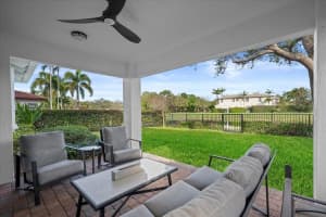 653 Castle Drive, Palm Beach Gardens