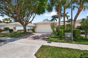 10732 Royal Caribbean Circle, Boynton Beach