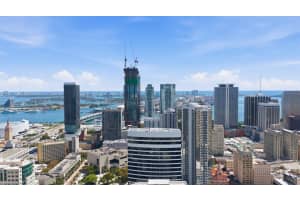 225 N Miami Avenue 2002, Miami