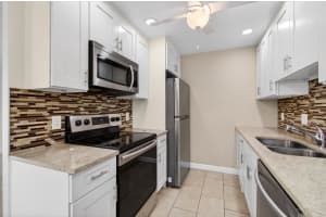 1017 Cornwall A, Boca Raton