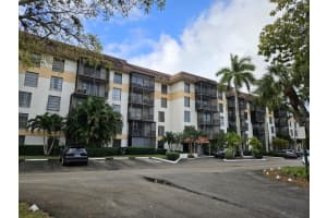 5570 Nw 44th Street Nw 107a, Lauderhill