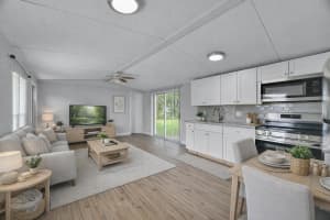 585 Nw Avenue D, Moore Haven