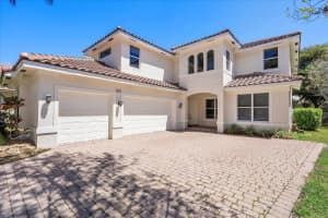 2013 Harbor View Circle, Weston