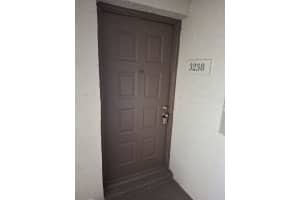 3238 Coral Lake Lane, Coral Springs