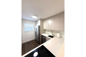 3170 Holiday Springs Boulevard 304, Margate