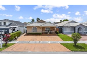9778 Nw 128th Lane, Hialeah Gardens