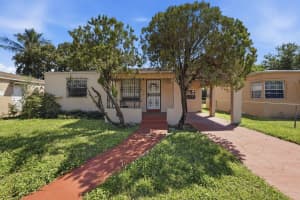 874 Nw 74th Street, Miami