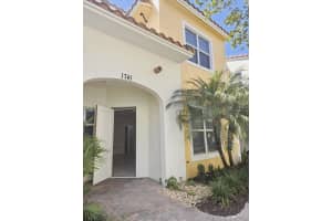 1741 Nw 124th Place, Pembroke Pines