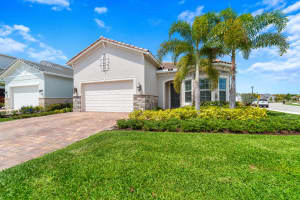 12305 Frontline Lane, Palm Beach Gardens