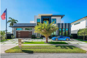 2650 Ne 48th Court, Lighthouse Point