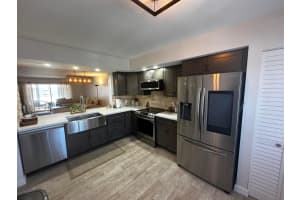 1501 Sw 134th Way Unit 304, Pembroke Pines