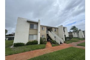 1310 Ne 14th Court Apt K19, Jensen Beach