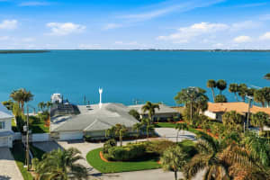 1625 Thumb Point Drive, Fort Pierce