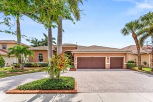 10487 Cypress Lakes Preserve Drive, Lake Worth
