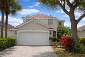 164 Berenger Walk, Royal Palm Beach