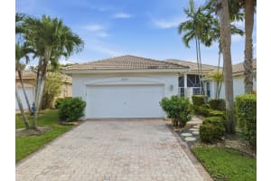9624 Crescent View Drive N, Boynton Beach