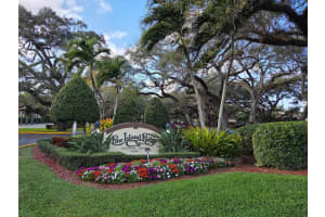 1831 Sabal Palm Drive 303, Davie