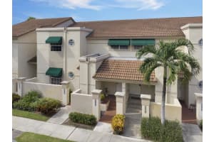 6703 Via Regina, Boca Raton