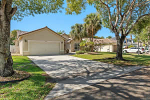 4740 Nw 75th Street Nw, Coconut Creek