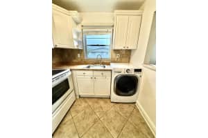 48 Bedford B, West Palm Beach