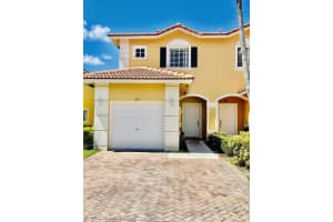 521 Princess Drive 521, Margate