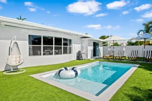 698 W Camino, Boca Raton