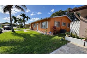 4511 Nw 45th Court, Tamarac