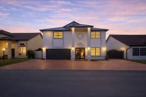 18811 Nw 80th Avenue, Hialeah