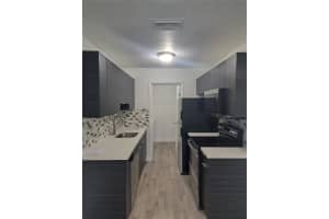 980 Sw 76th Avenue 1, North Lauderdale