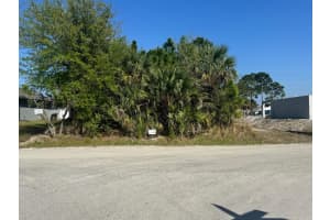 1995 Sw Olympia Ave Avenue, Palm Bay