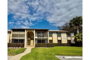 1575 Sw Silver Pine Way 108-d2, Palm City