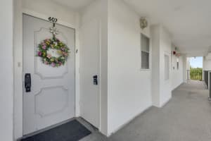 3597 Birdie Drive 607, Lake Worth