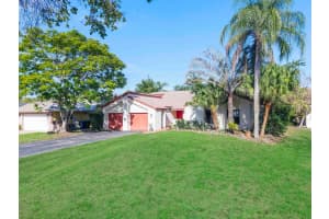 10551 Nw 3rd Manor, Coral Springs