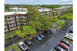 3141 Nw 47th Terrace 124, Lauderdale Lakes