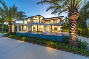 24 Fiesta Way, Fort Lauderdale