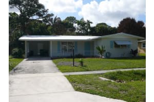2921 Sherwood Lane, Fort Pierce