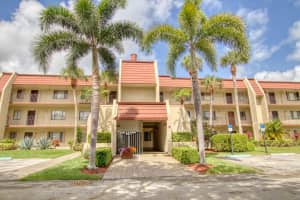 4471 Luxemburg Court 301, Lake Worth
