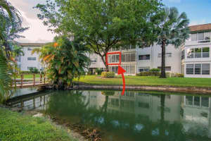 5171 W Oakland Park Boulevard, Lauderdale Lakes