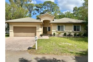 1445 Sw 11th Place, Fort Lauderdale