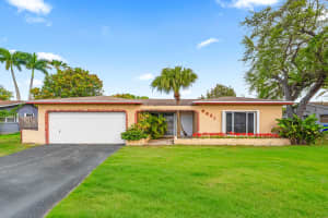 8821 Nw 3rd Street, Pembroke Pines