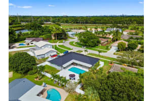 22111 W Serenata Cir Circle W, Boca Raton